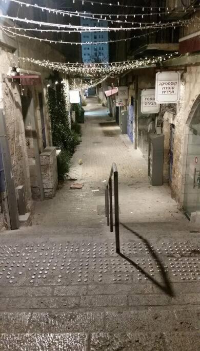 A Wonderful Studio6 Apt In The Center Of Yerusalem Bagian luar foto
