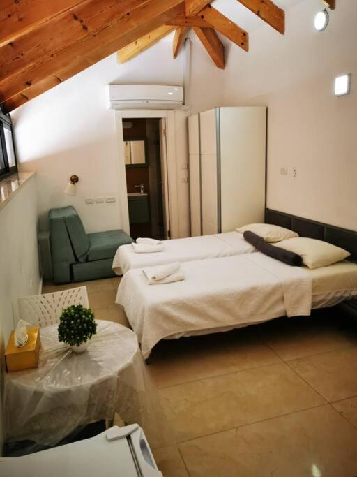 A Wonderful Studio6 Apt In The Center Of Yerusalem Bagian luar foto